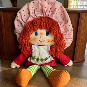 Original Strawberry Shortcake Rag Doll, by Kenner, 1980, Generation 1